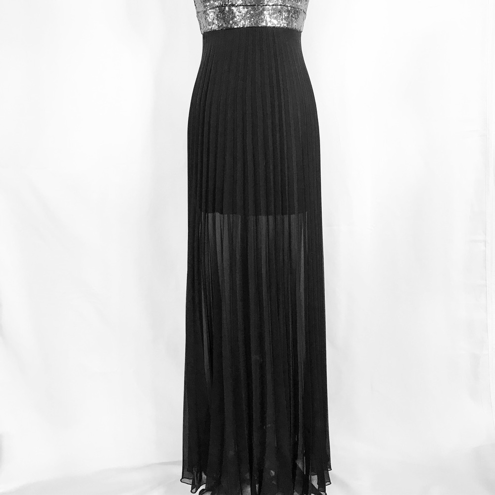 Betsy&Adam Silver Sequined w/ Black Pleats - Picture 4 of 4